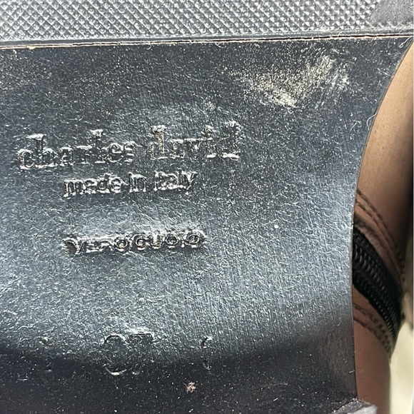 Charles David Studded Moto Ankle boots  made in Italy - Picture 9 of 13